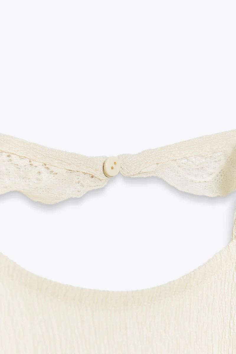 TOP HALTER TEXTURÉ DENTELLE
