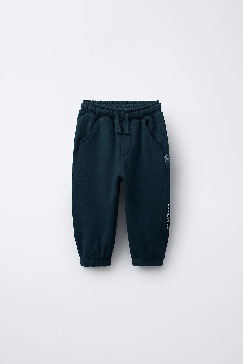 TEXT FLEECE JOGGER PANTS