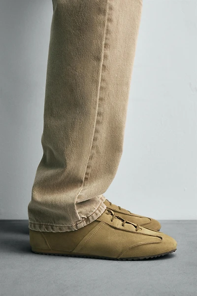 TENNIS EN CUIR ÉDITION LIMITÉE