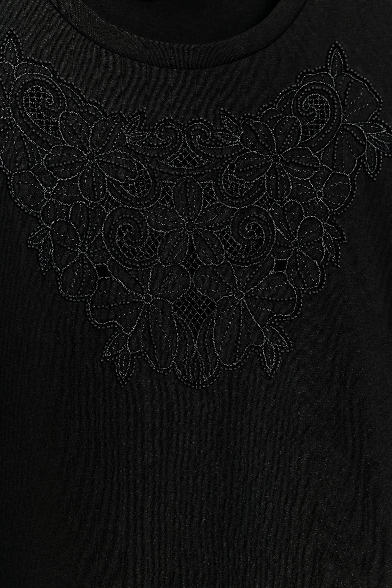 COTTON EMBROIDERED T-SHIRT