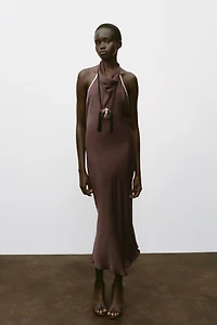 ROBE MIDI SATINÉE LISERÉS CONTRASTANTS