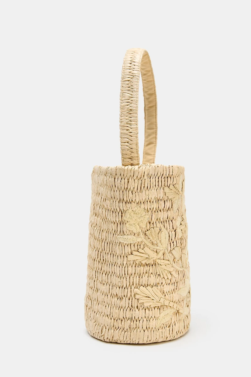 DRAWING WOVEN BASKET