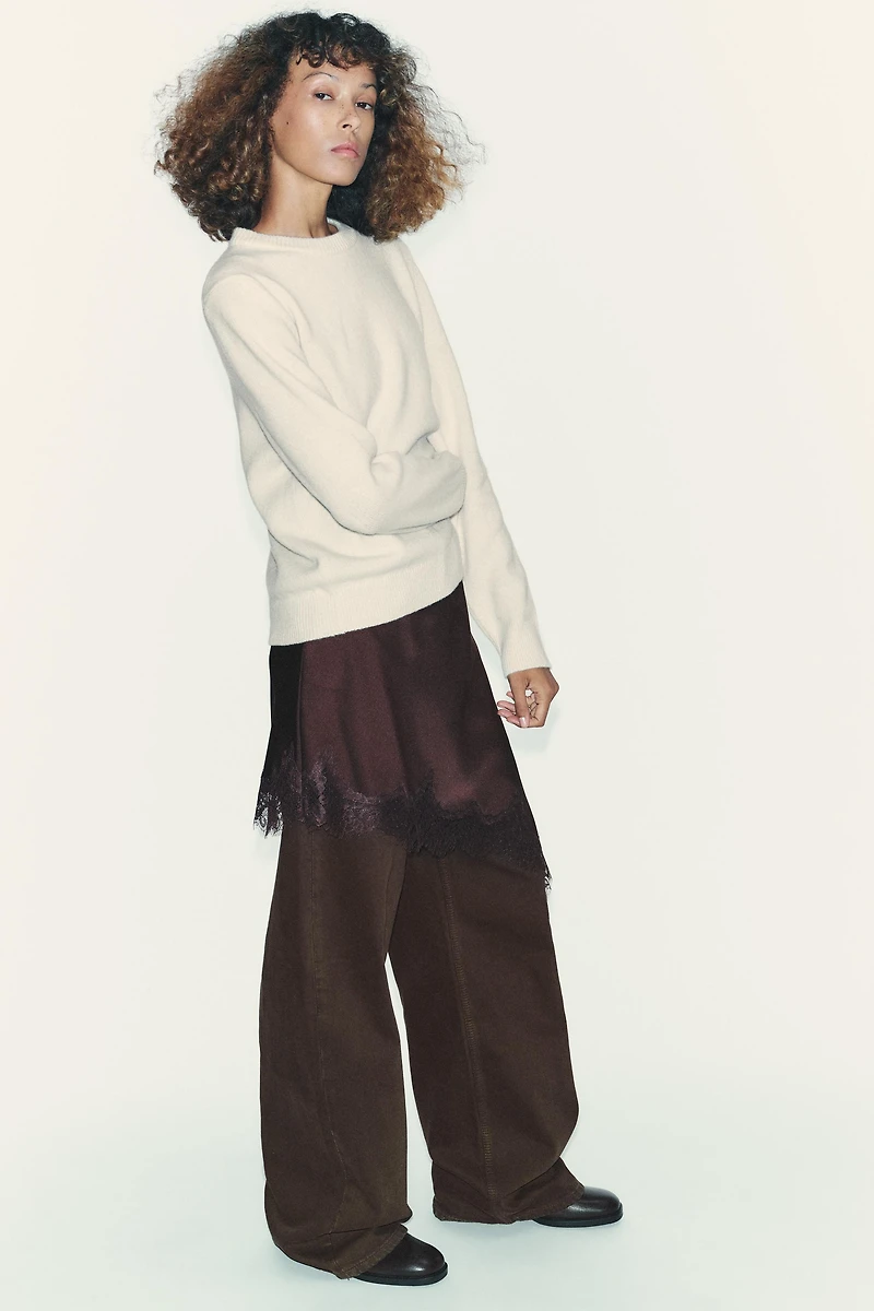 LONG SLEEVE CASHMERE AND WOOL SWEATER