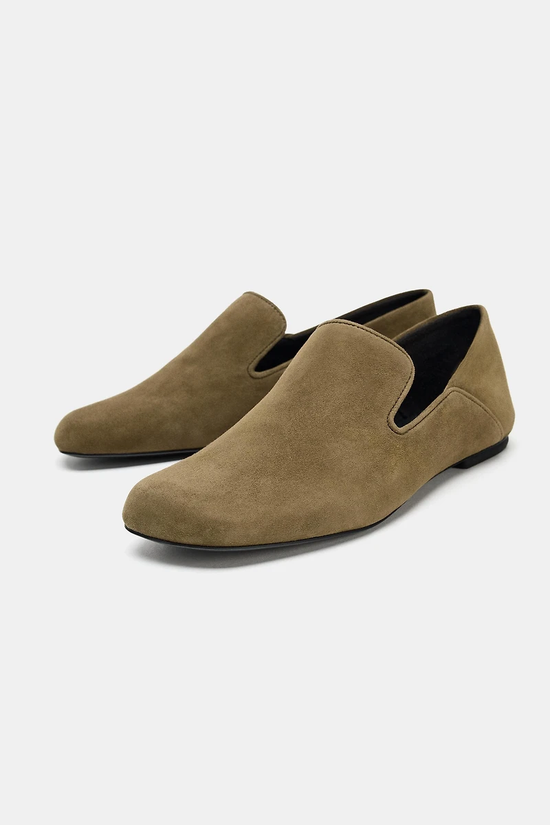 SUEDE LOAFERS WITH TASSELS