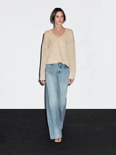 Linen V-neck knit sweater
