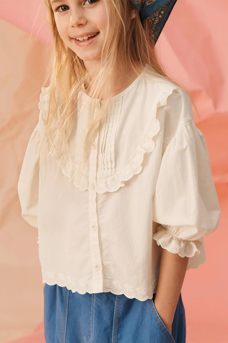 CHEMISE À VOLANTS ET FLEURS BRODÉES LIMITED EDITION