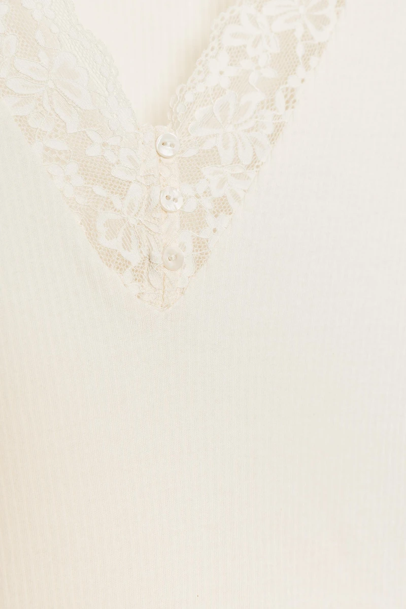 T-SHIRT CÔTELÉ DENTELLE