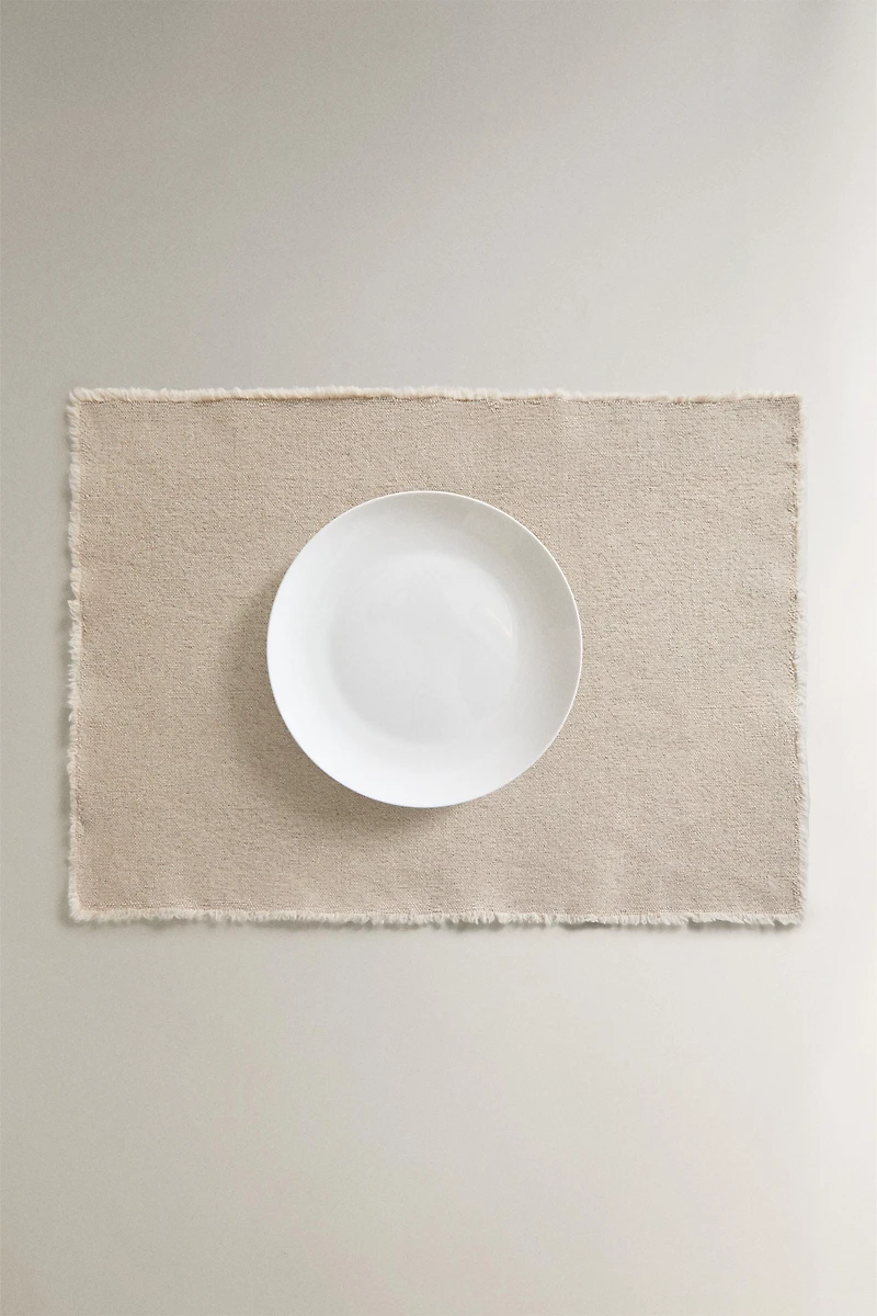 RUSTIC LINEN PLACEMAT