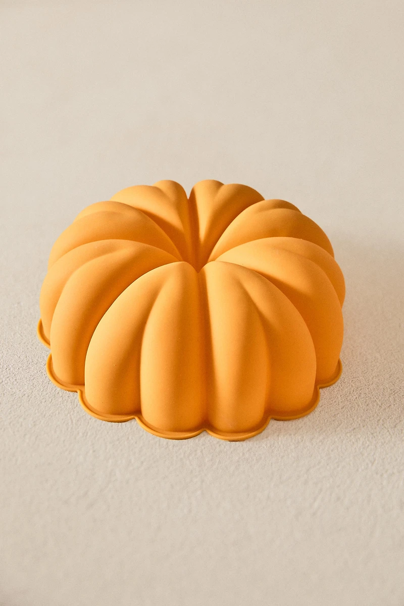 PUMPKIN BAKING MOLD