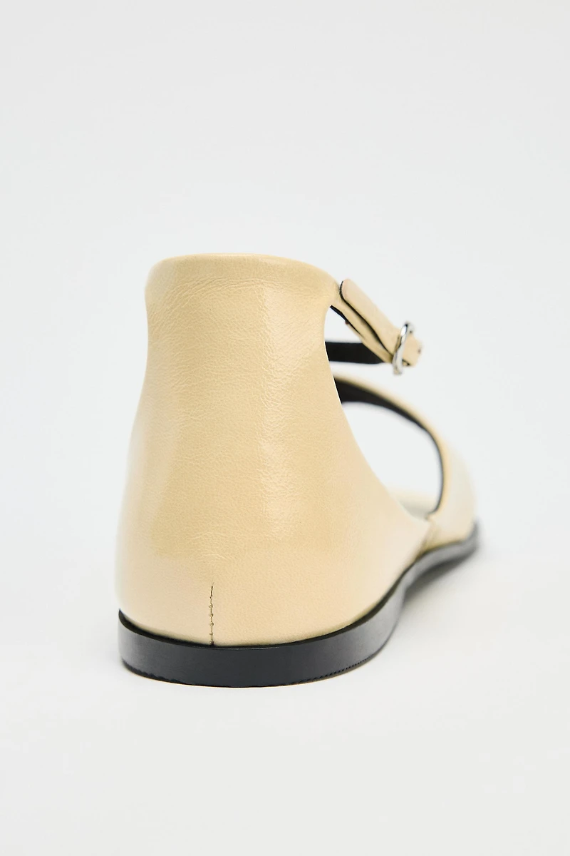 LEATHER TOE SANDALS