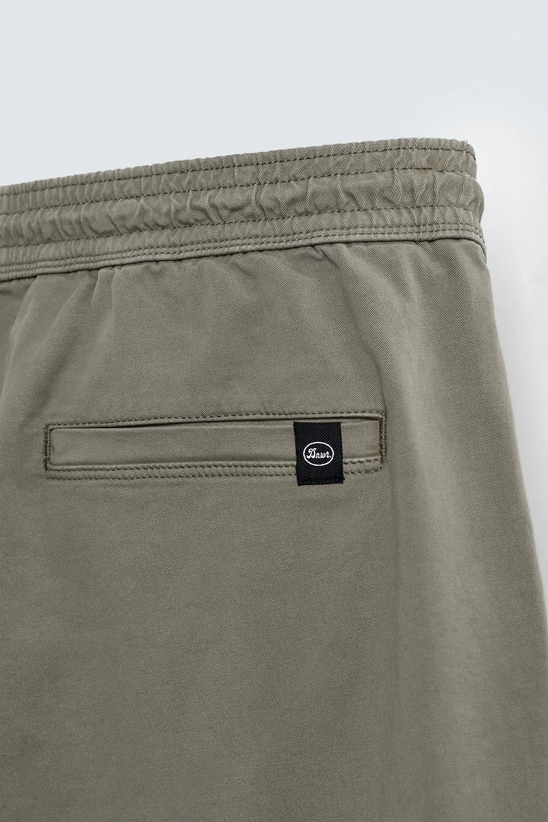 SLIM FIT JOGGER WAIST PANTS