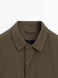 Water-repellent and windproof parka