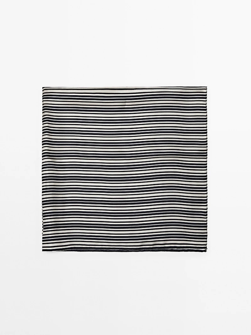 Foulard à rayures 100 % soie