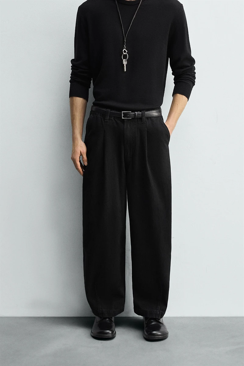 PLEATED WIDE FIT DENIM CHINO PANTS