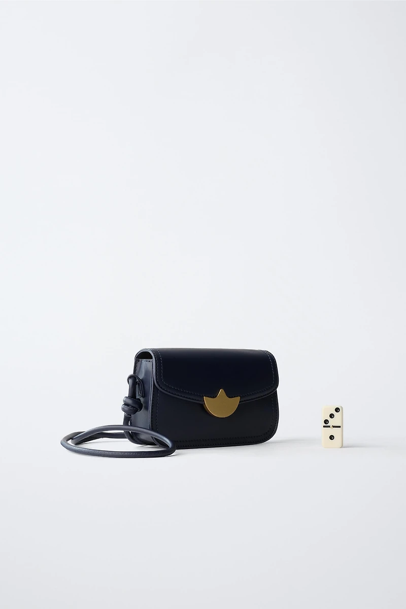 TULIP DETAIL CROSSBODY BAG