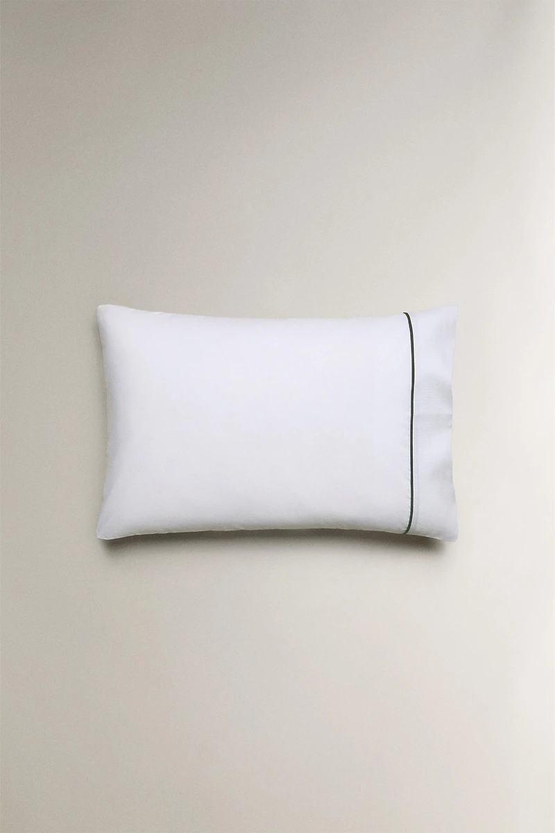 PIQUÉ PIPING PILLOWCASE