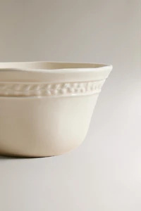 RAISED DESIGN BOWL