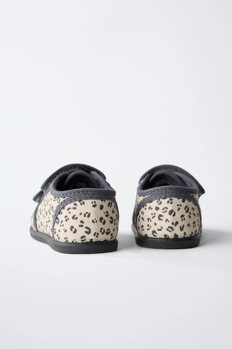 LEOPARD PRINT BAREFOOT SNEAKERS