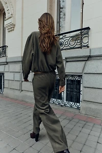 WIDE LEG ELASTIC WAIST PANTS