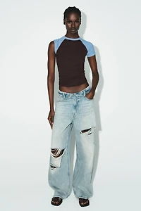 SHORT SLEEVE RAGLAN T-SHIRT