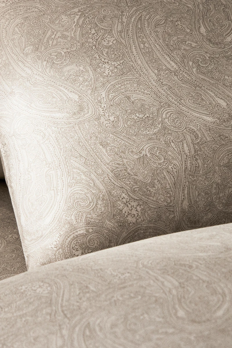 PAISLEY SATEEN PILLOWCASE
