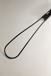 CINTRE MÉTALLIQUE PLIABLE