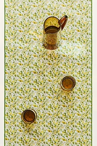 RESIN-COATED LEMON TABLE RUNNER