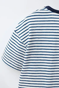 T-SHIRT RAYURES AVEC PIÈCE TRÈFLE