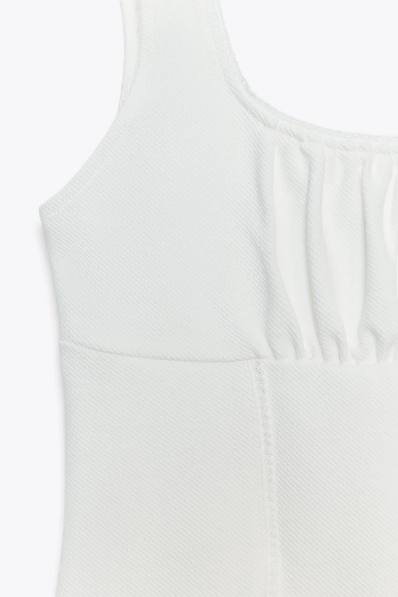 PICOT TRIM TOP