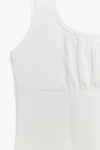 PICOT TRIM TOP