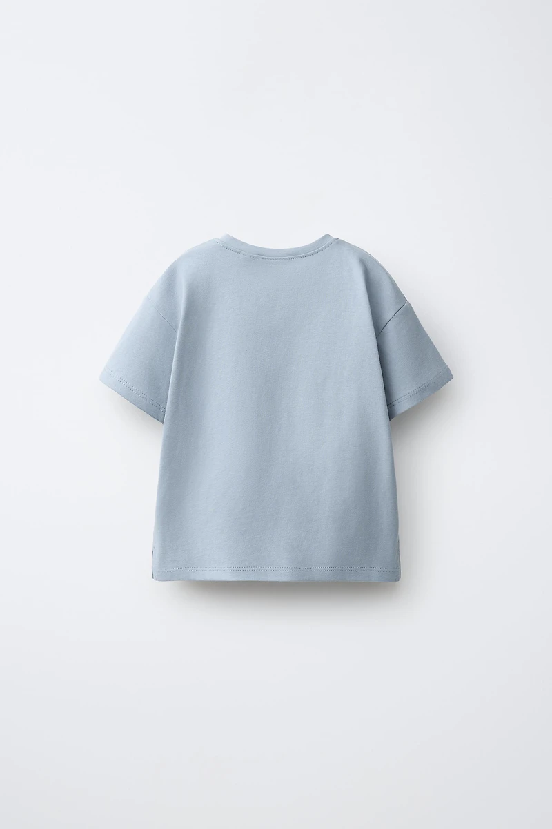 LOT DE TROIS HAUTS UNIS