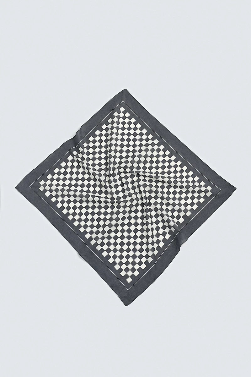 CHECKERED PRINT BANDANA