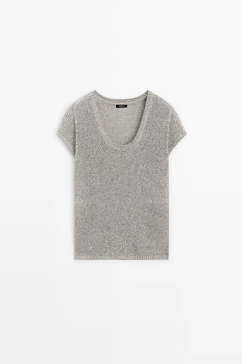 Pull manches courtes détail fil