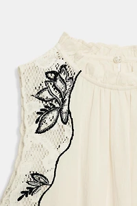 COMBINATION EMBROIDERED PUFF TOP
