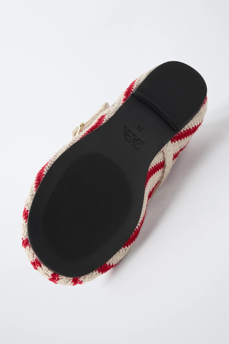 CROCHET BALLET FLATS