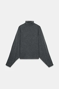 MOCK NECK T-SHIRT