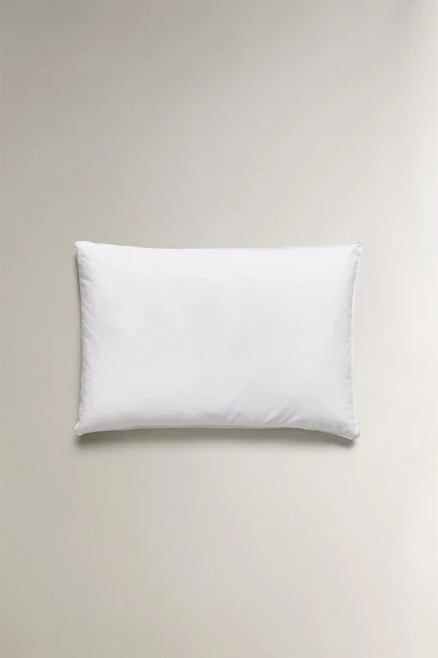 FEATHER-LIKE PILLOW FILLING