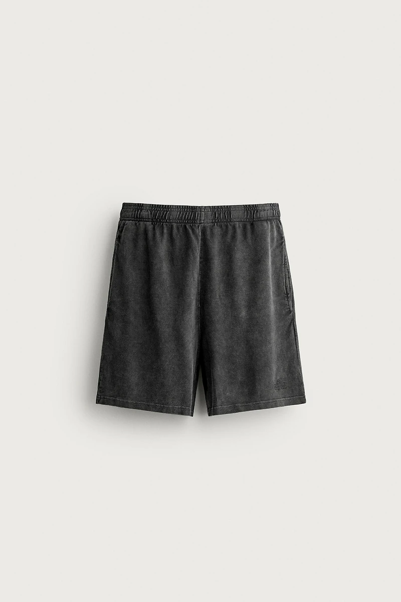 WASHED WAFFLE TEXTURE SWEATSHORTS