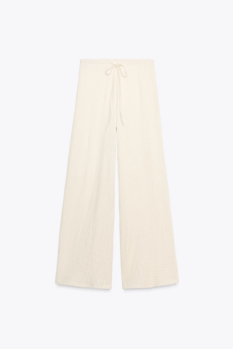 TEXTURED STRAIGHT LEG PANTS