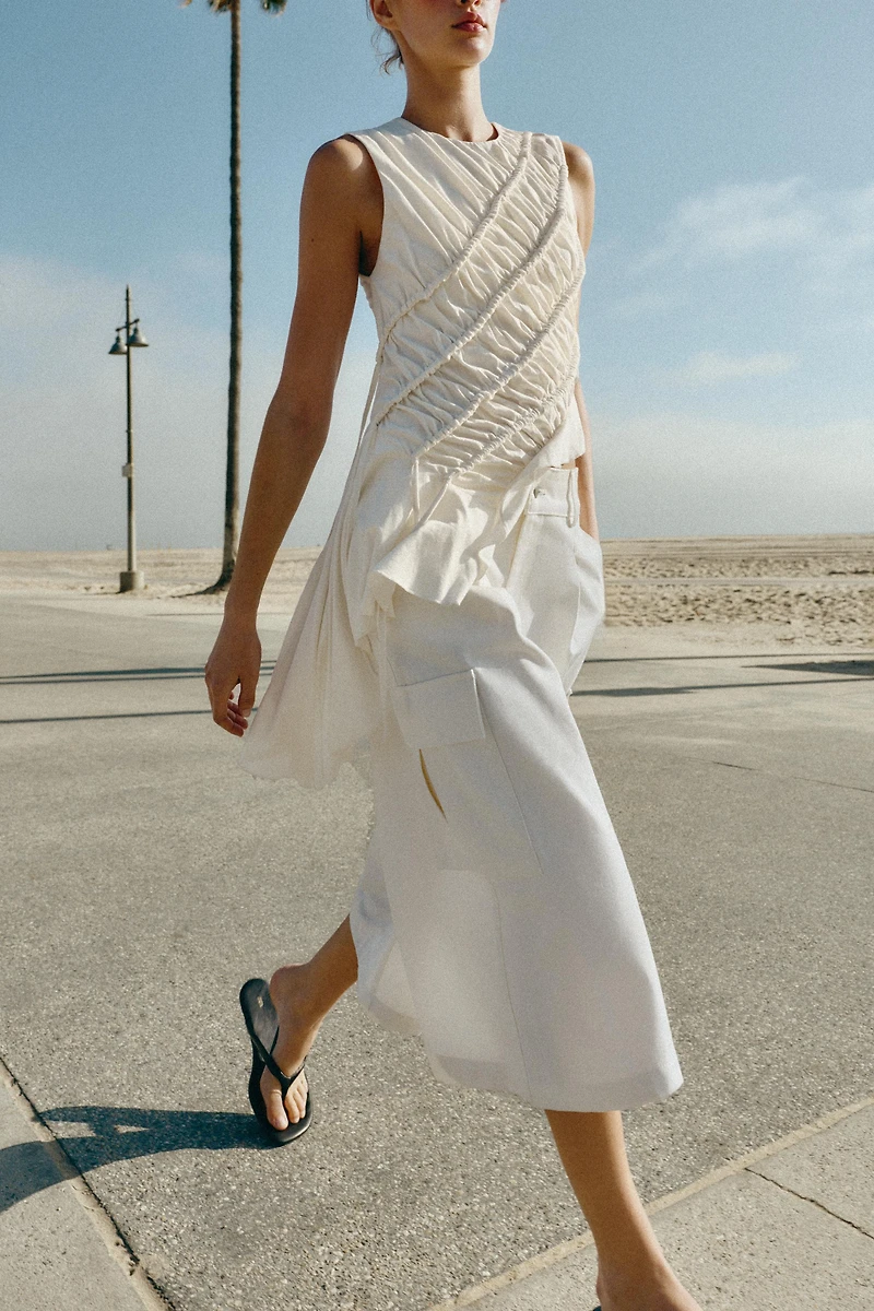 ASYMMETRIC RUCHED TOP