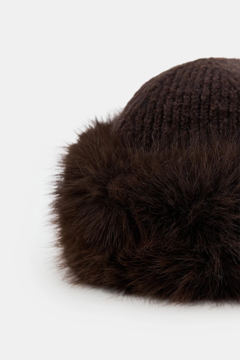 FAUX FUR KNIT BEANIE