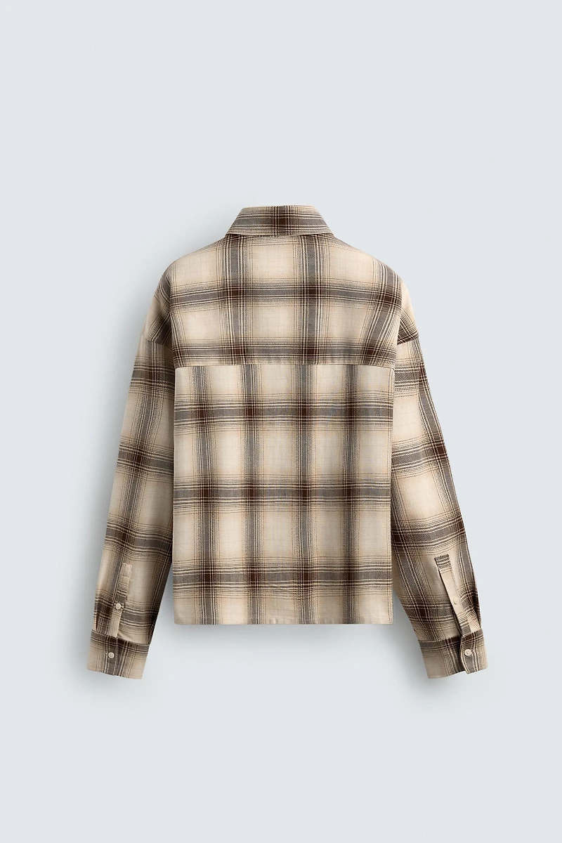 CHEMISE STRUCTURÉE À CARREAUX