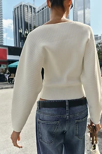 PULL EN MAILLE CÔTELÉE À MANCHES AMPLES