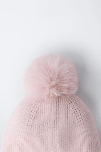 KNIT POMPOM HAT