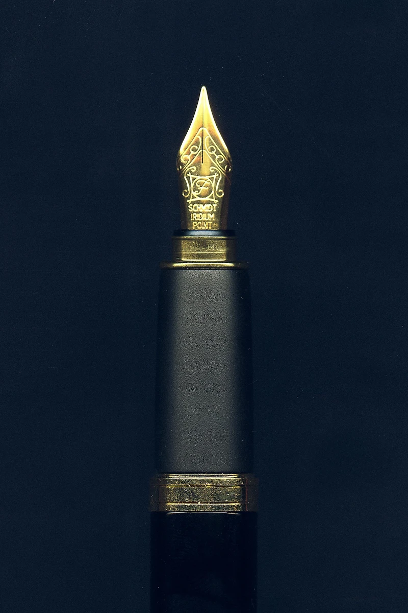 OHTO ALUMINUM AND BRASS FOUNTAIN PEN