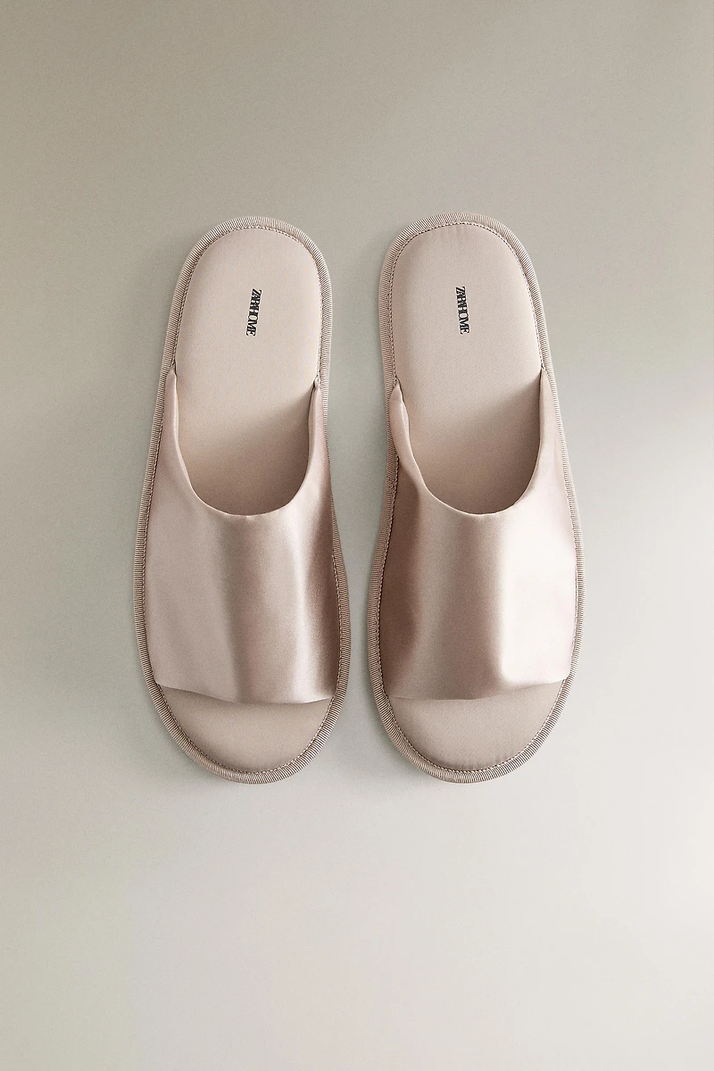 SILK SLIDER SLIPPERS