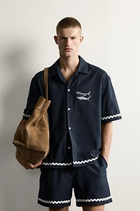 RELAXED FIT FISH EMBROIDERED SHIRT