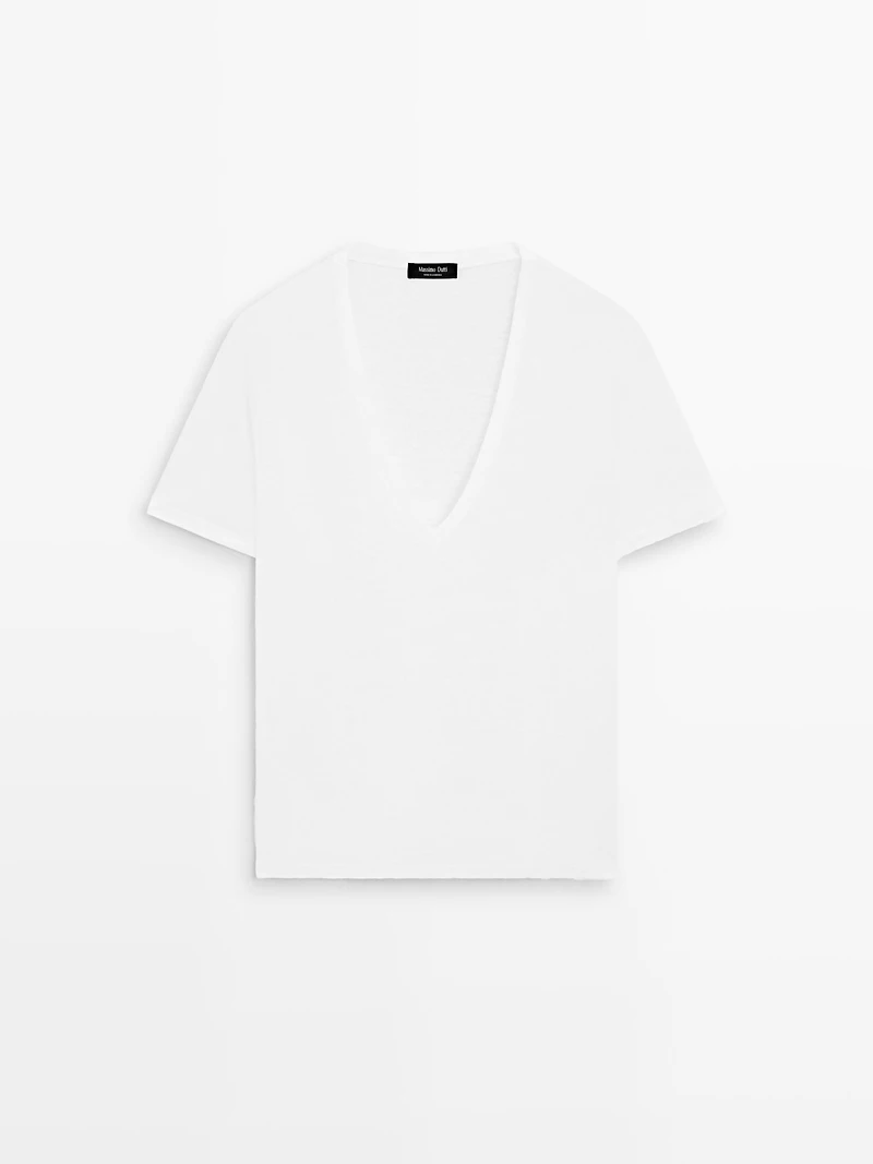 Linen V-neck T-shirt