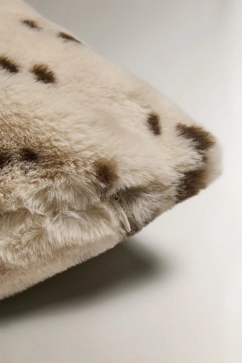 ANIMAL PRINT THROW PILLOW COVER