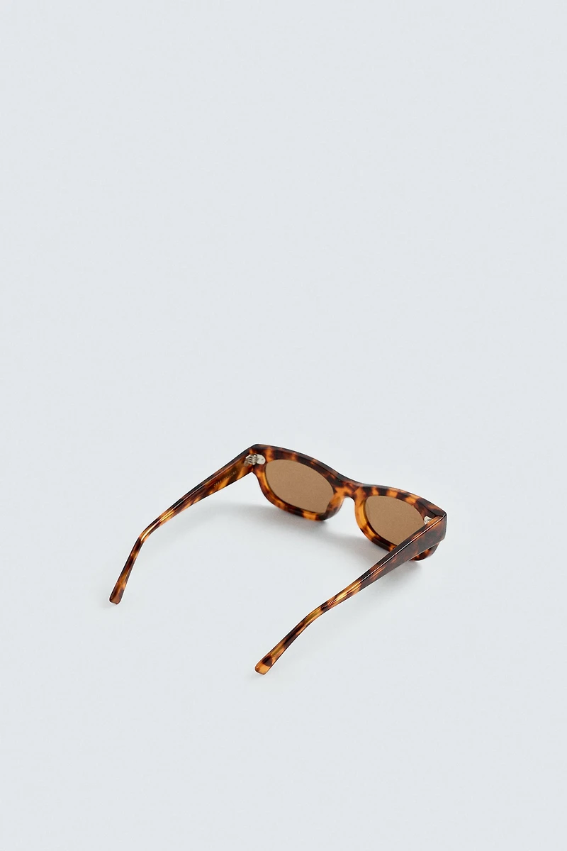 RECTANGULAR SUNGLASSES